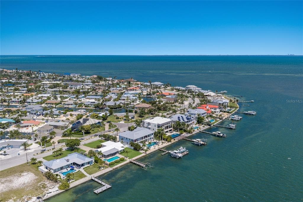 633 KEY ROYALE DRIVE, HOLMES BEACH, FL 34217 — zdjęcie 4