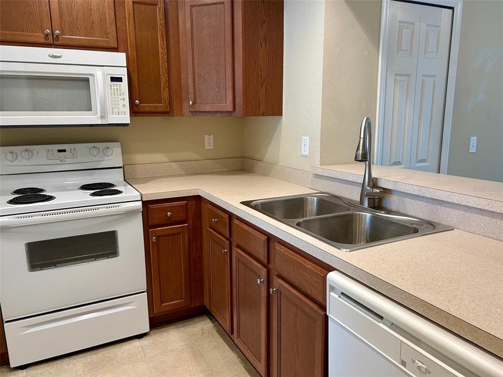 2078 SUN DOWN DRIVE, CLEARWATER, FL 33763 — zdjęcie 3