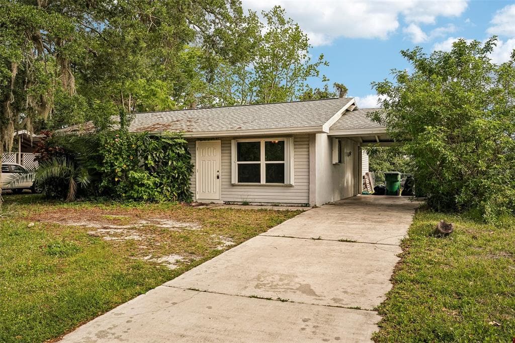838 CORDELE AVENUE NW, PORT CHARLOTTE, FL 33948