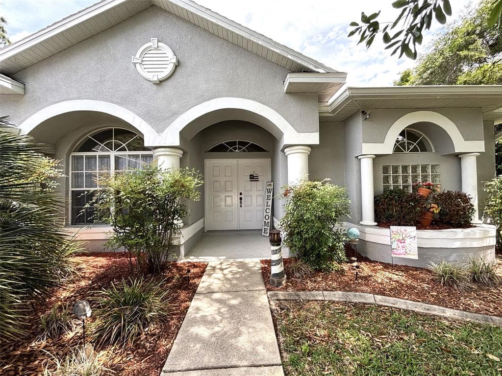 66 LONE PINE STREET, HOMOSASSA, FL 34446