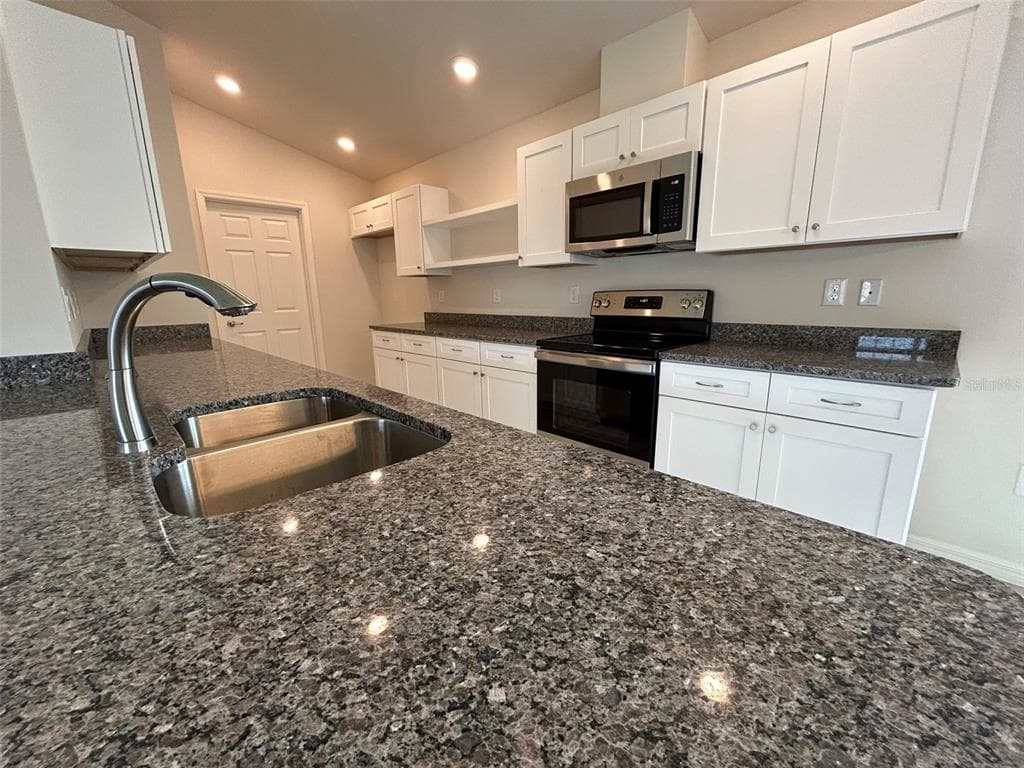 8309 N INDIA WAY, CITRUS SPRINGS, FL 34434 — zdjęcie 5