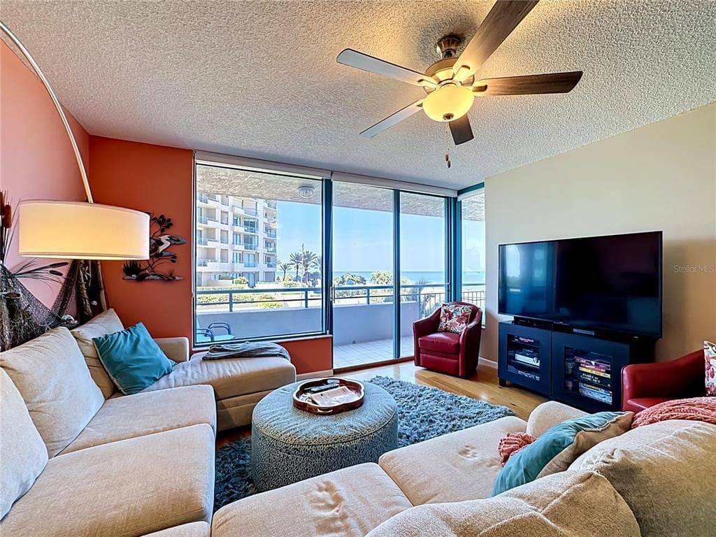 1540 GULF BOULEVARD # 304, CLEARWATER BEACH, FL 33767 — zdjęcie 2