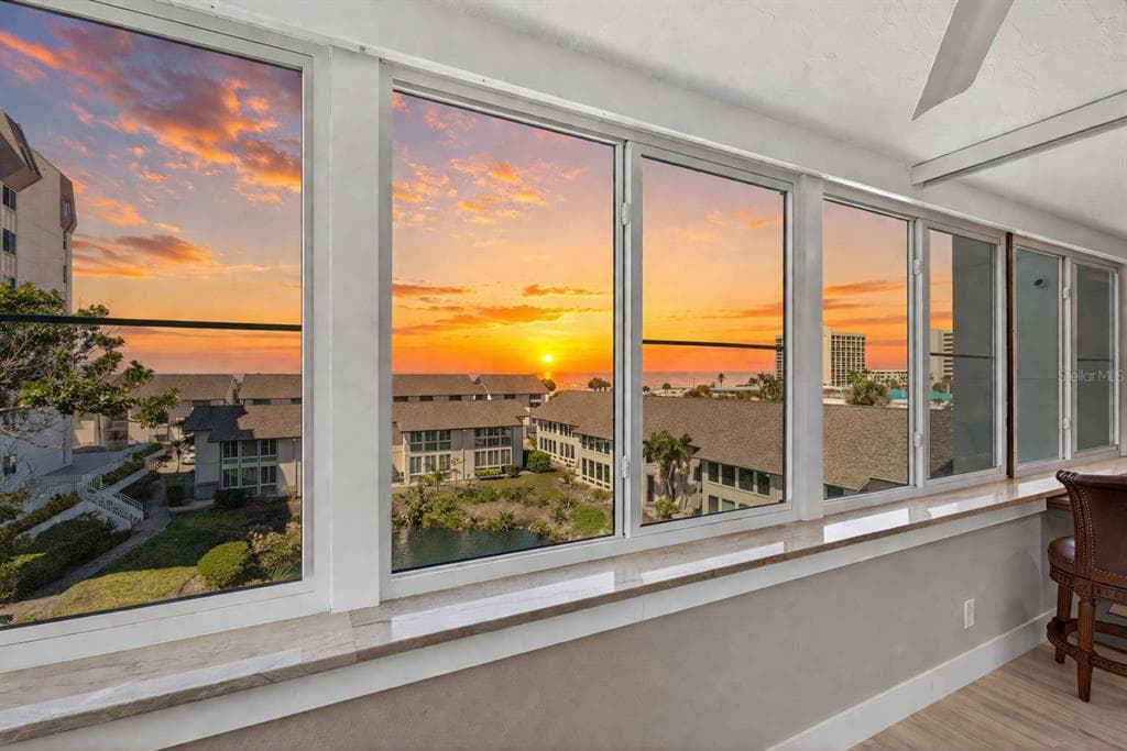 1080 W PEPPERTREE LANE # 305A, SARASOTA, FL 34242