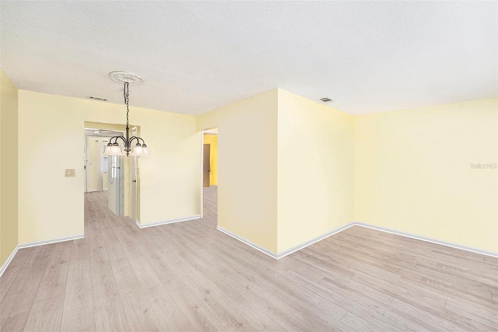 5216 81ST STREET N # 2, ST PETERSBURG, FL 33709 — zdjęcie 3