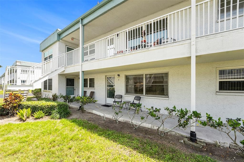 5216 81ST STREET N # 2, ST PETERSBURG, FL 33709