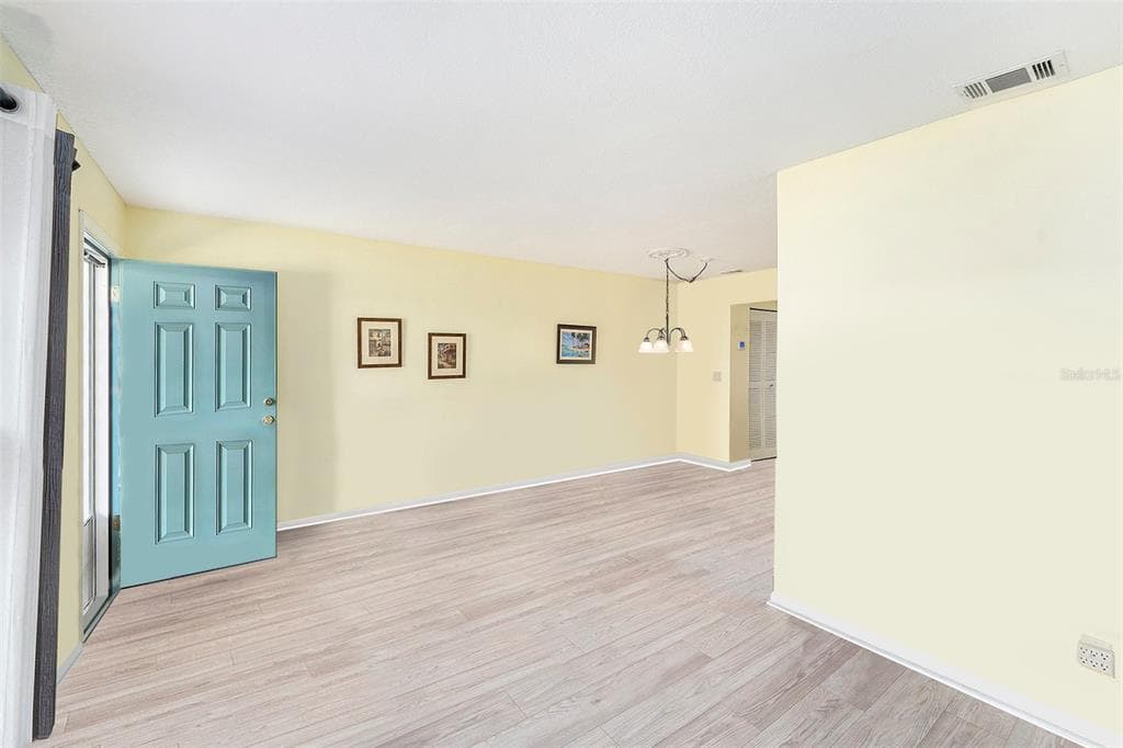 5216 81ST STREET N # 2, ST PETERSBURG, FL 33709 — zdjęcie 5