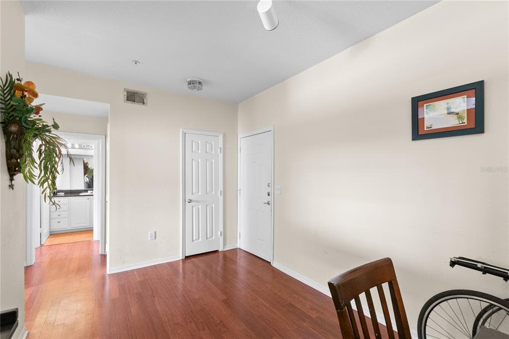501 KNIGHTS RUN AVENUE # 1310, TAMPA, FL 33602 — zdjęcie 4