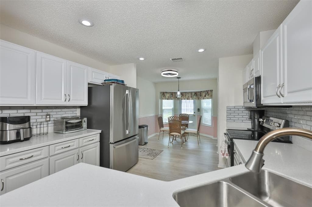 827 MCCALLISTER AVENUE # 55, SUN CITY CENTER, FL 33573 — zdjęcie 5