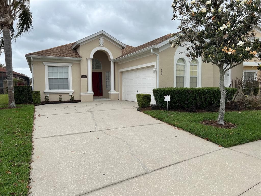 176 MINNIEHAHA CIRCLE, HAINES CITY, FL 33844
