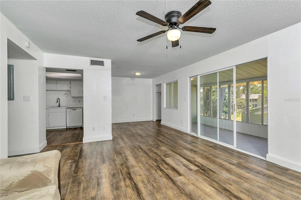 637 SILVER PASS # B, OCALA, FL 34472 — zdjęcie 2