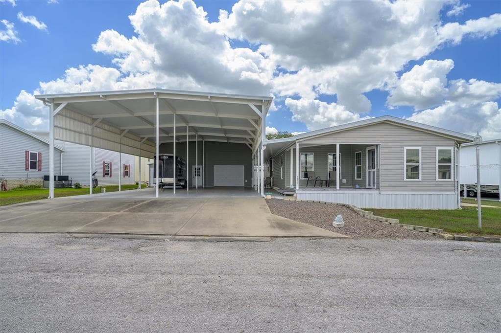 10027 EQUITY AVENUE, DADE CITY, FL 33525 — zdjęcie 2