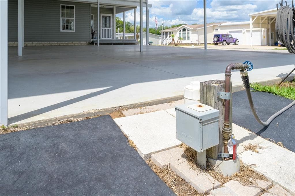 10027 EQUITY AVENUE, DADE CITY, FL 33525 — zdjęcie 5