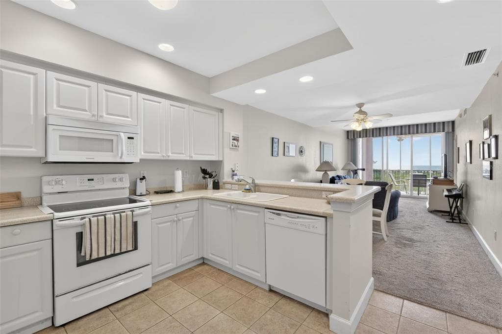 3191 MATECUMBE KEY ROAD # 304, PUNTA GORDA, FL 33955 — zdjęcie 2
