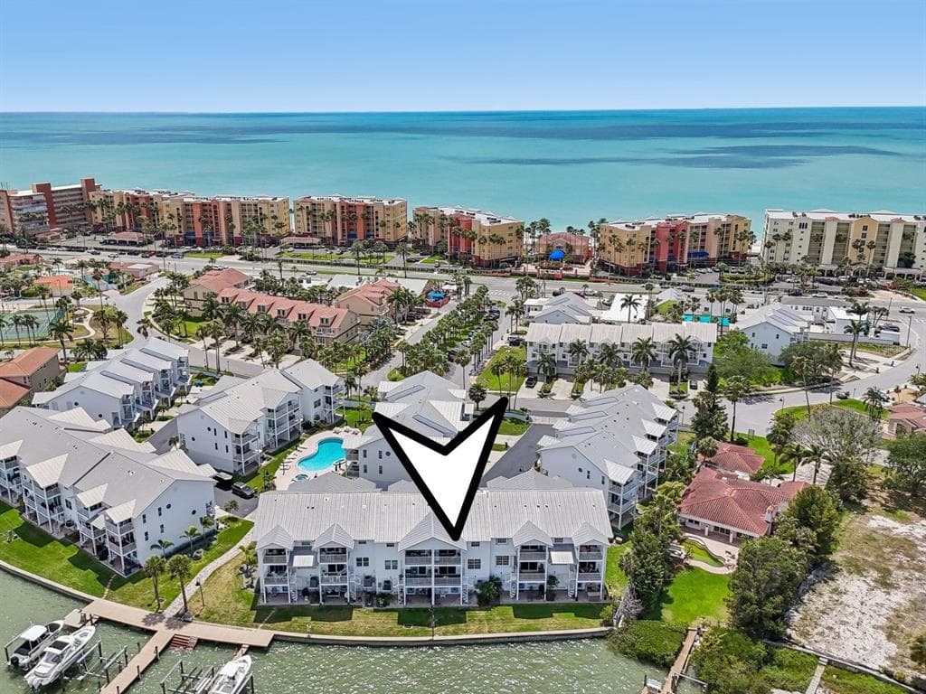113 YACHT CLUB CIRCLE, NORTH REDINGTON BEACH, FL 33708
