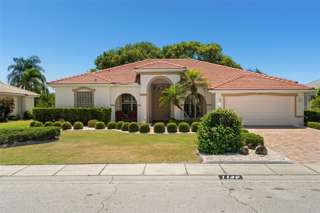 1134 SIGNATURE DRIVE, SUN CITY CENTER, FL 33573 — zdjęcie 2