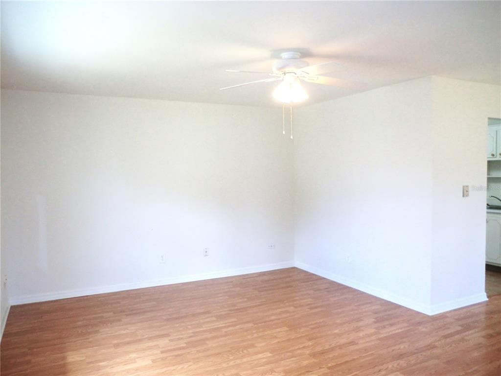 1902 ANDOVER STREET # 203, SUN CITY CENTER, FL 33573 — zdjęcie 4