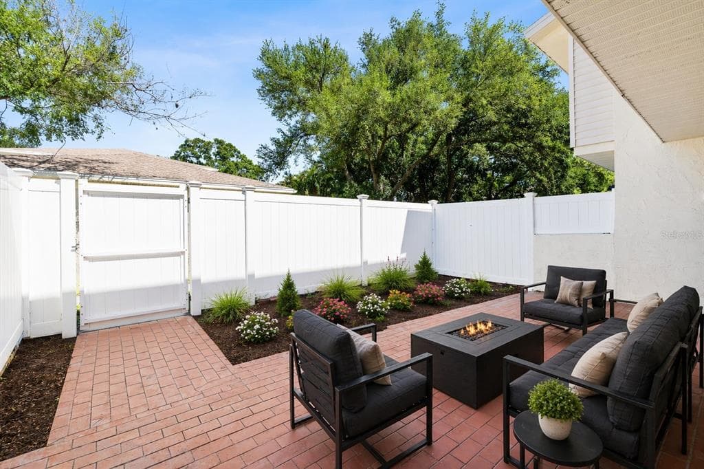 7256 MOFFATT LANE N, PINELLAS PARK, FL 33781 — zdjęcie 2