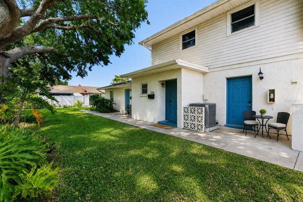 7256 MOFFATT LANE N, PINELLAS PARK, FL 33781