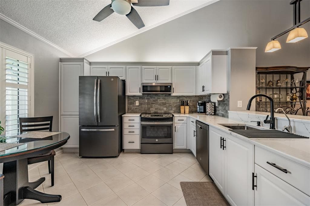 1801 E LAKE ROAD # 6J, PALM HARBOR, FL 34685 — zdjęcie 4