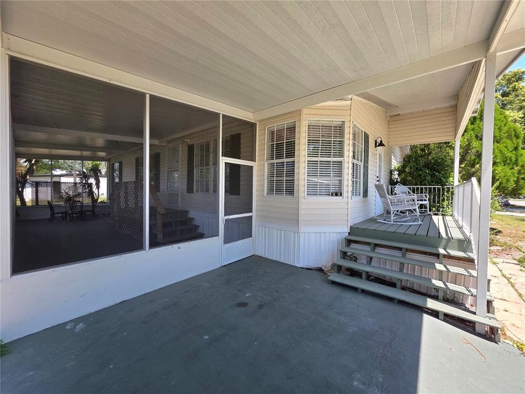 37251 LOIS AVENUE, ZEPHYRHILLS, FL 33542 — zdjęcie 5