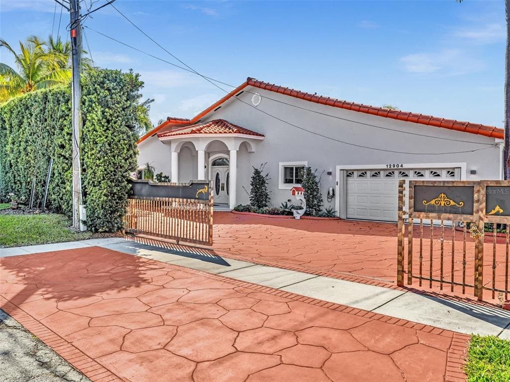 12904 BANYAN ROAD, NORTH MIAMI, FL 33181 — zdjęcie 3