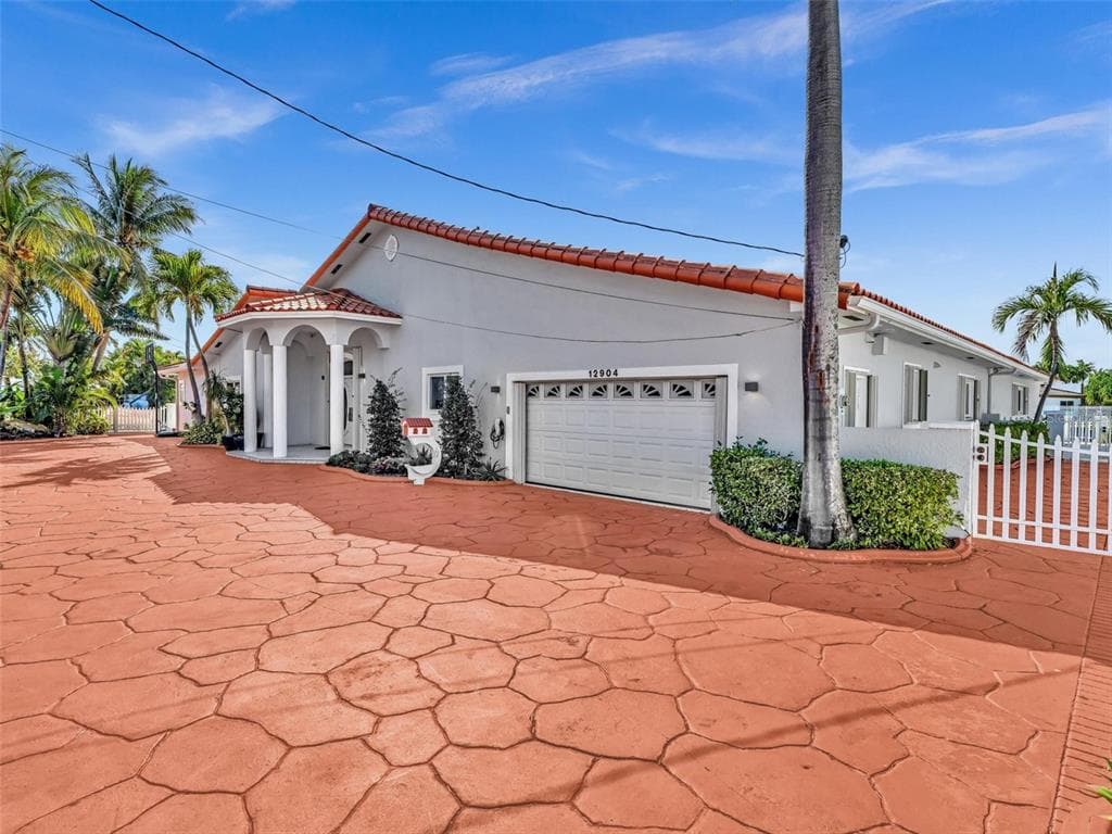 12904 BANYAN ROAD, NORTH MIAMI, FL 33181 — zdjęcie 5
