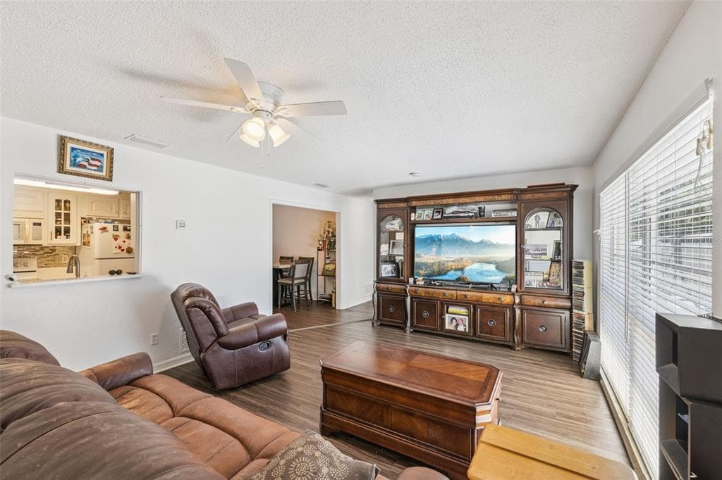 1297 TIVOLI DRIVE, DELTONA, FL 32725 — zdjęcie 4