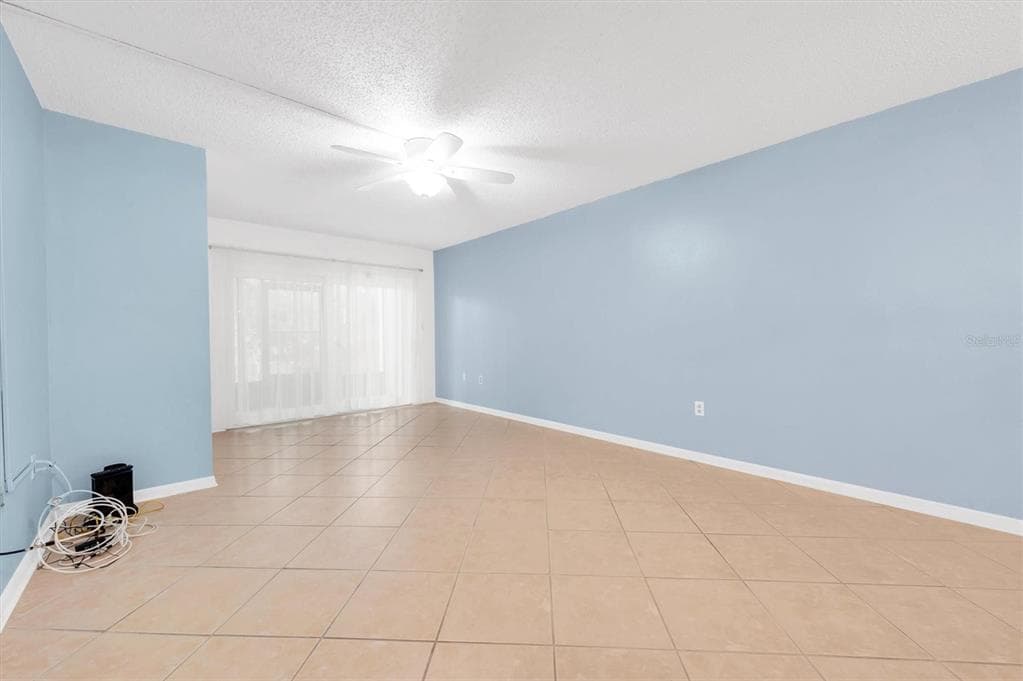 845 MAPLE COURT # 103, DUNEDIN, FL 34698 — zdjęcie 4