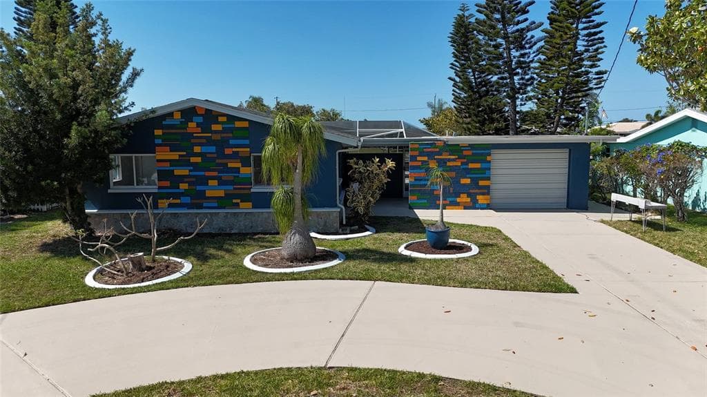 4240 FLORAMAR TERRACE, NEW PORT RICHEY, FL 34652