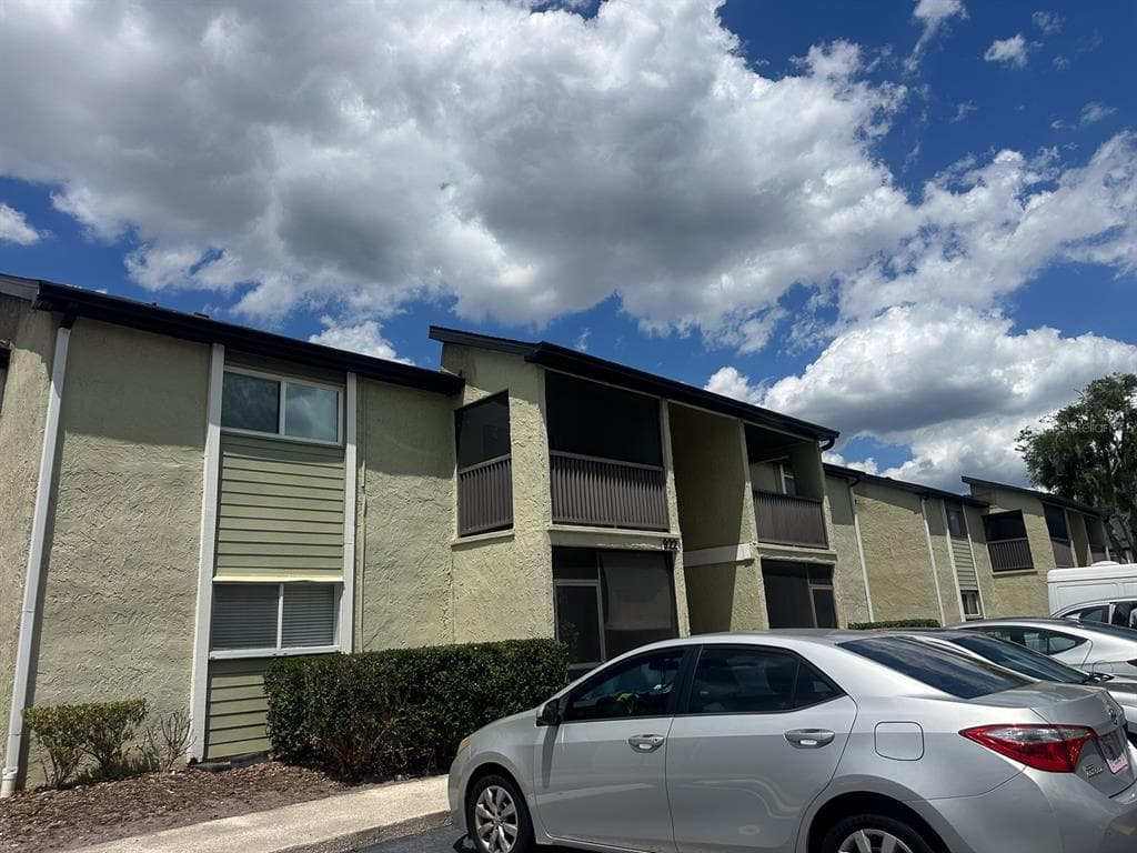 922 LAKE DESTINY ROAD # H, ALTAMONTE SPRINGS, FL 32714