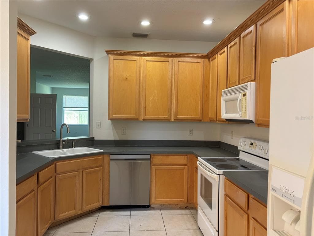 3429 PARKRIDGE CIRCLE # 19-103, SARASOTA, FL 34243 — zdjęcie 4