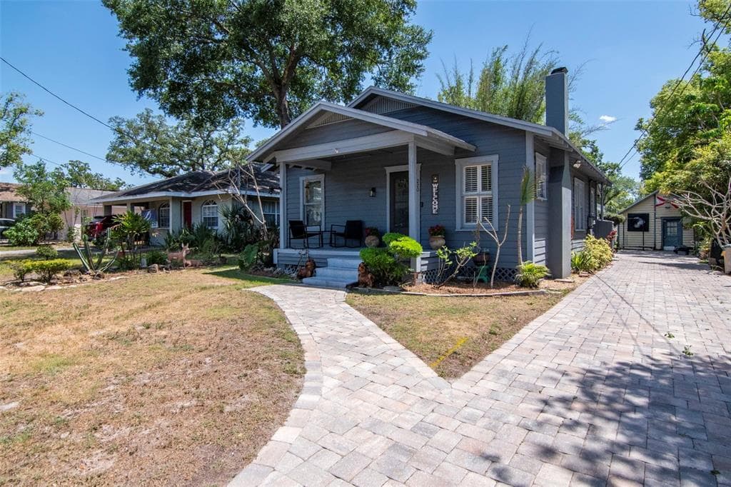 220 W FERN STREET, TAMPA, FL 33604