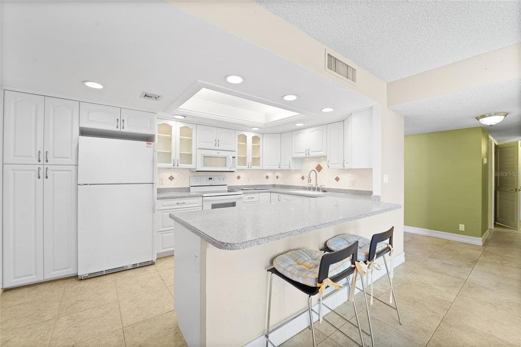 220 BELLEVIEW BOULEVARD # 601, BELLEAIR, FL 33756 — zdjęcie 2