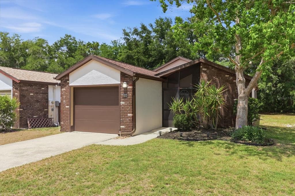 54 JAMAICA STREET, HOMOSASSA, FL 34446