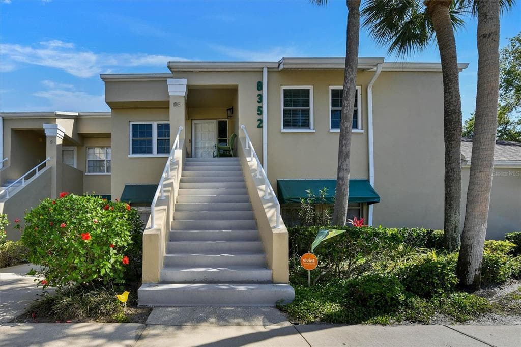8352 MEADOWBROOK DRIVE # 10, SEMINOLE, FL 33777