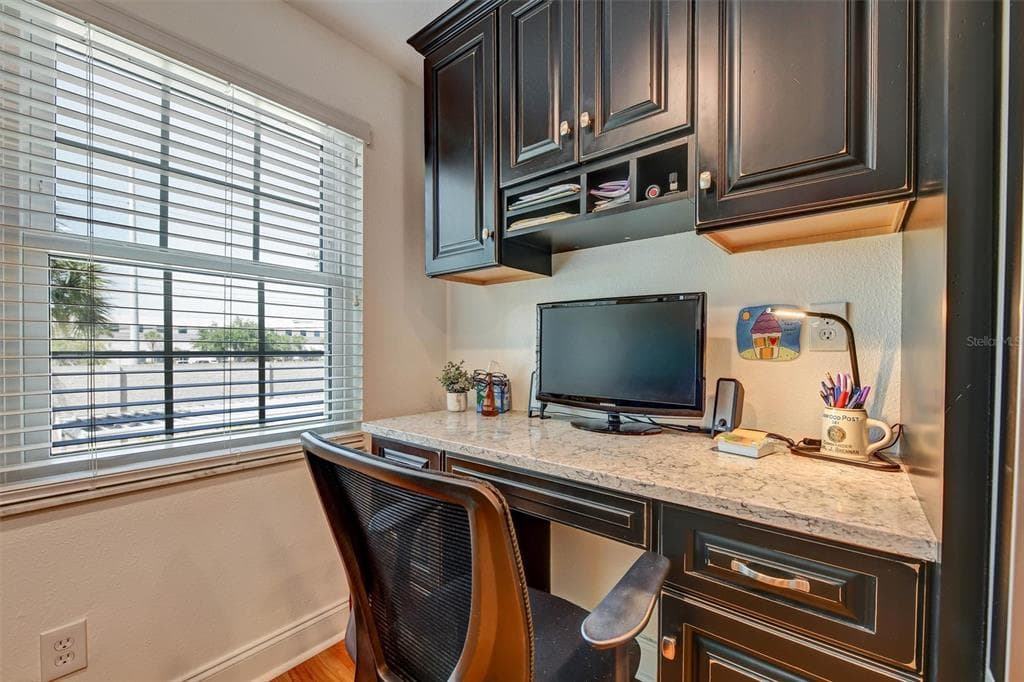 8352 MEADOWBROOK DRIVE # 10, SEMINOLE, FL 33777 — zdjęcie 5