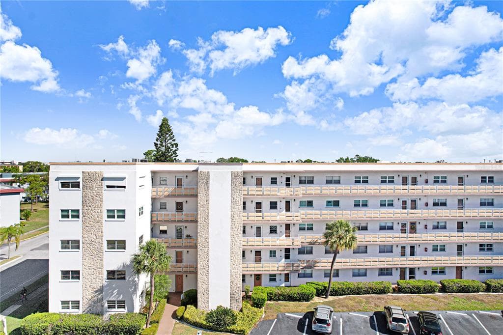 5603 80TH STREET N # 303, ST PETERSBURG, FL 33709 — zdjęcie 3