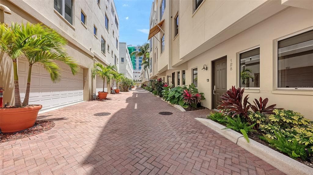 235 COCOANUT AVENUE # 128E, SARASOTA, FL 34236 — zdjęcie 4