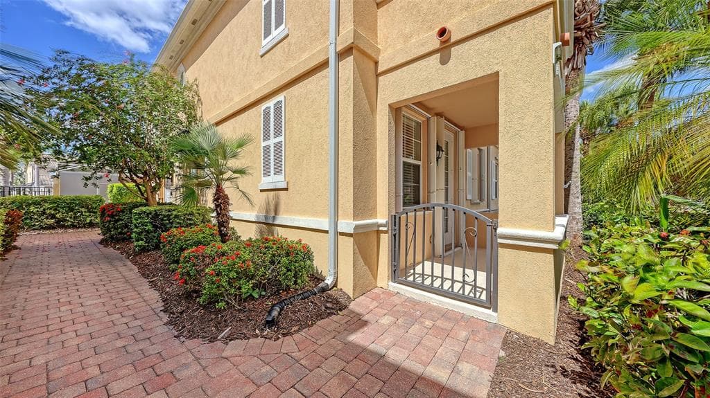1586 DORGALI DRIVE, SARASOTA, FL 34238 — zdjęcie 2