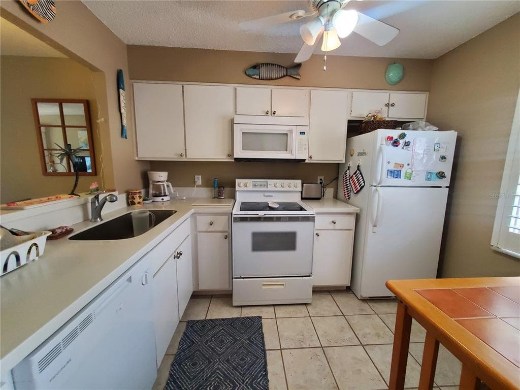 1400 ARROWHEAD CIRCLE W, CLEARWATER, FL 33759 — zdjęcie 2