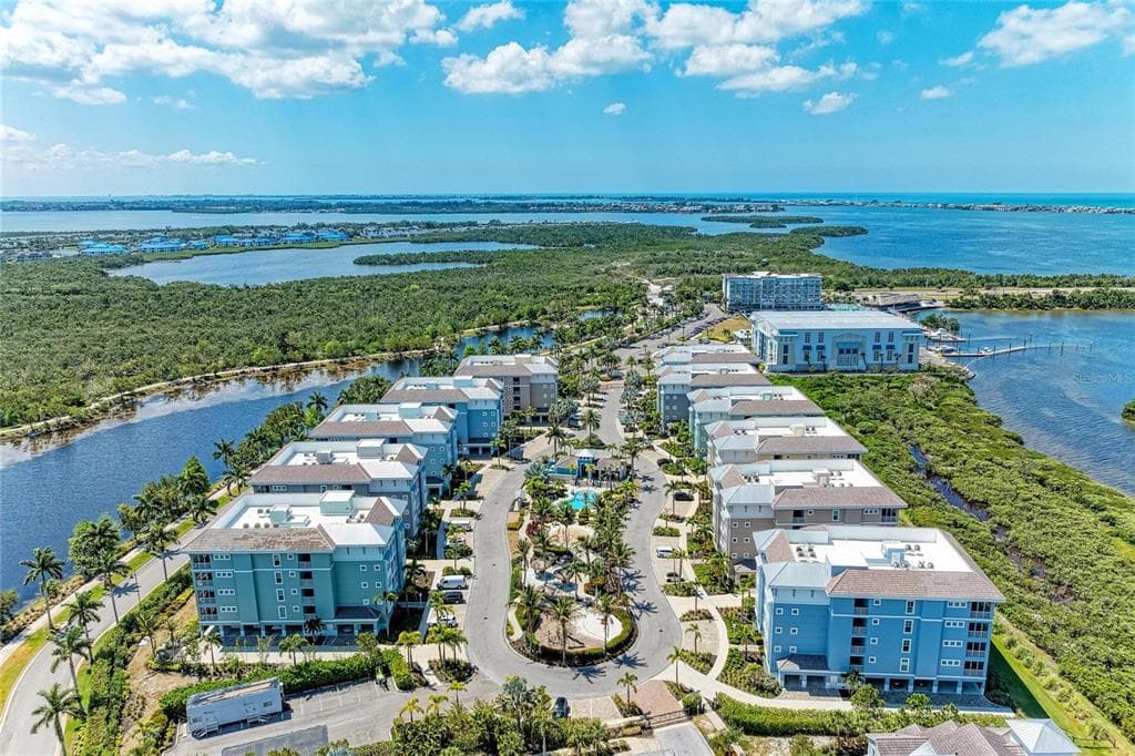 395 ARUBA CIRCLE # 402, BRADENTON, FL 34209 — zdjęcie 4