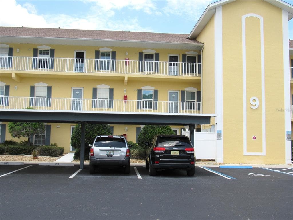 175 KINGS HIGHWAY # 933, PUNTA GORDA, FL 33983
