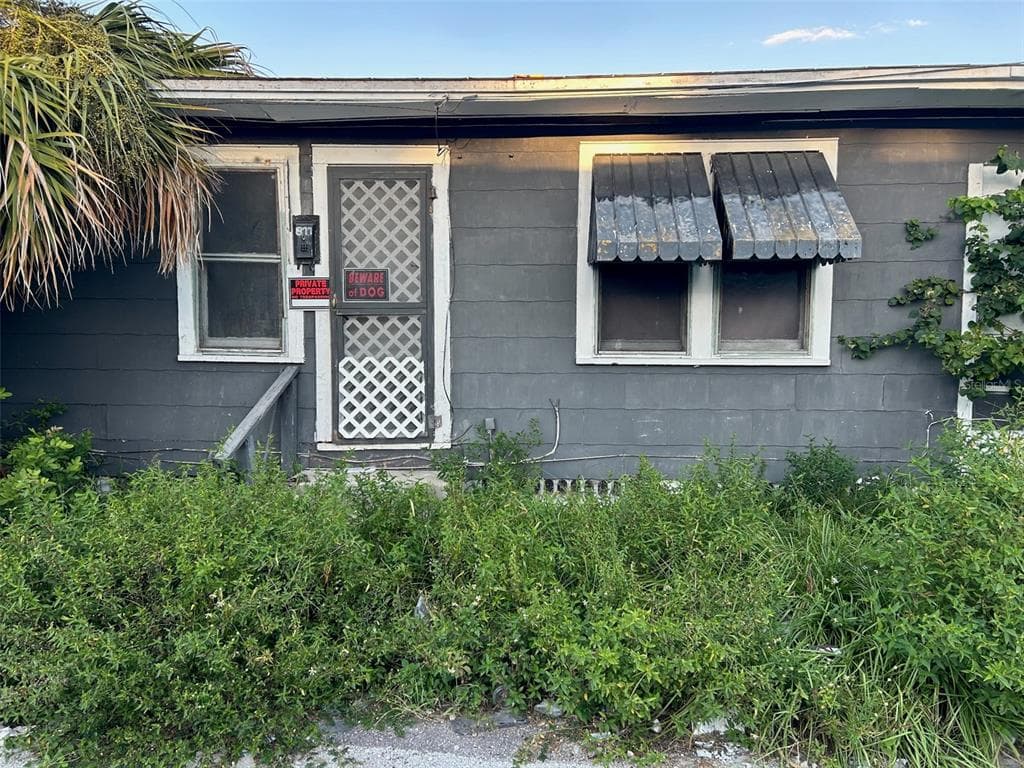877 22ND AVENUE S, ST PETERSBURG, FL 33705 — zdjęcie 2