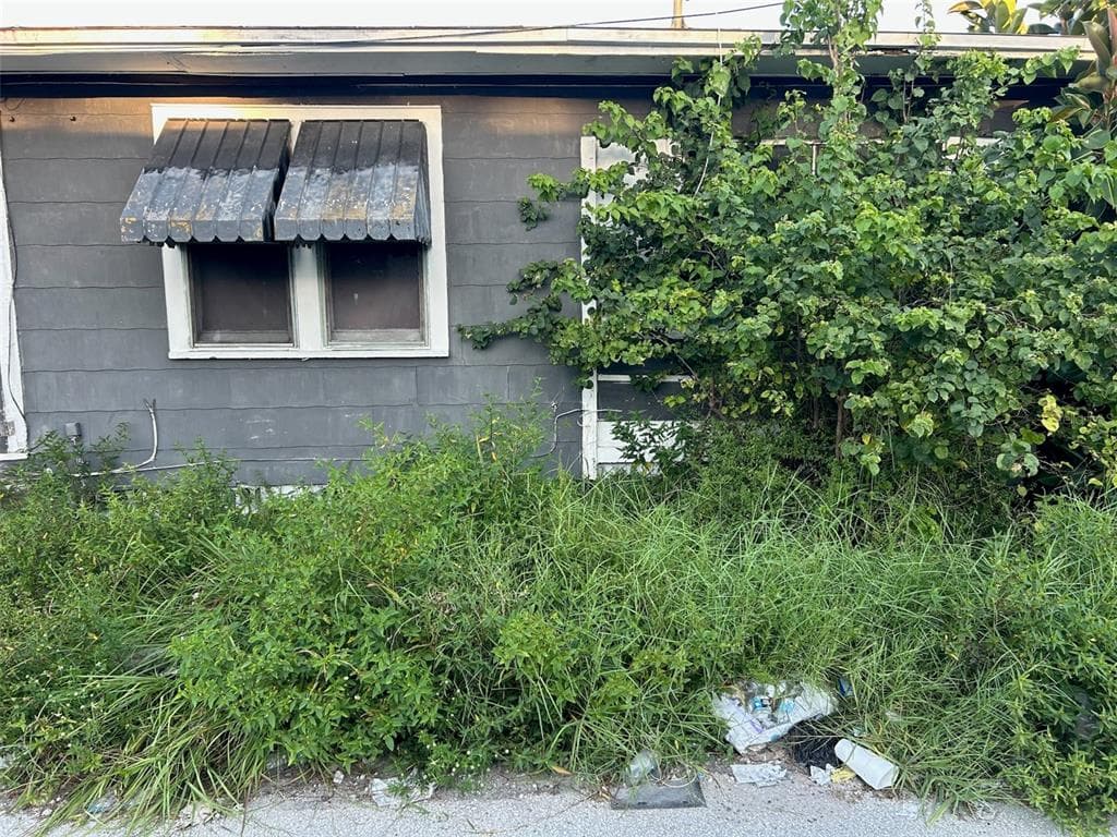 877 22ND AVENUE S, ST PETERSBURG, FL 33705 — zdjęcie 3
