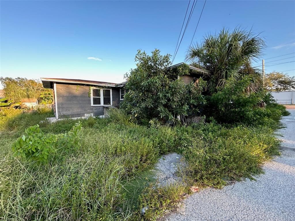877 22ND AVENUE S, ST PETERSBURG, FL 33705 — zdjęcie 5