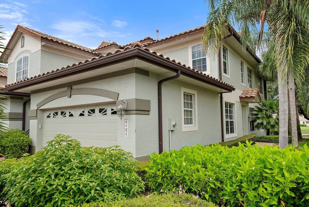 8406 MIRAMAR WAY # 8406, LAKEWOOD RANCH, FL 34202