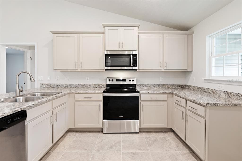 9 LAMAR LANE, PALM COAST, FL 32137 — zdjęcie 2