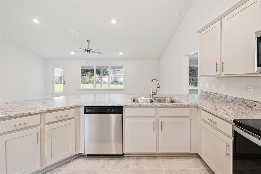 9 LAMAR LANE, PALM COAST, FL 32137 — zdjęcie 3
