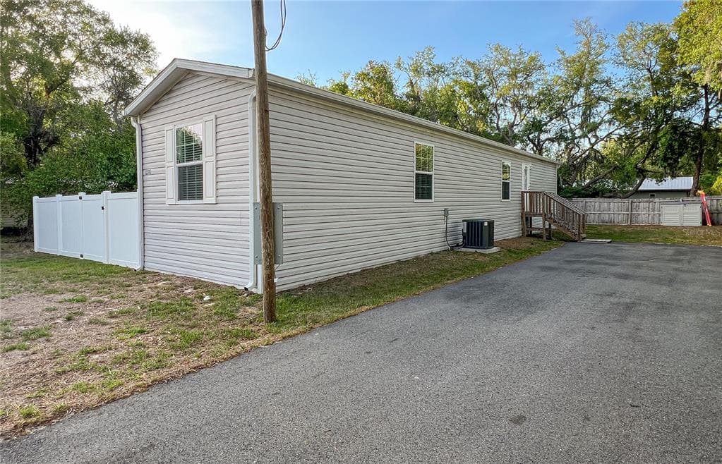 12203 LANTANA AVENUE, NEW PORT RICHEY, FL 34654