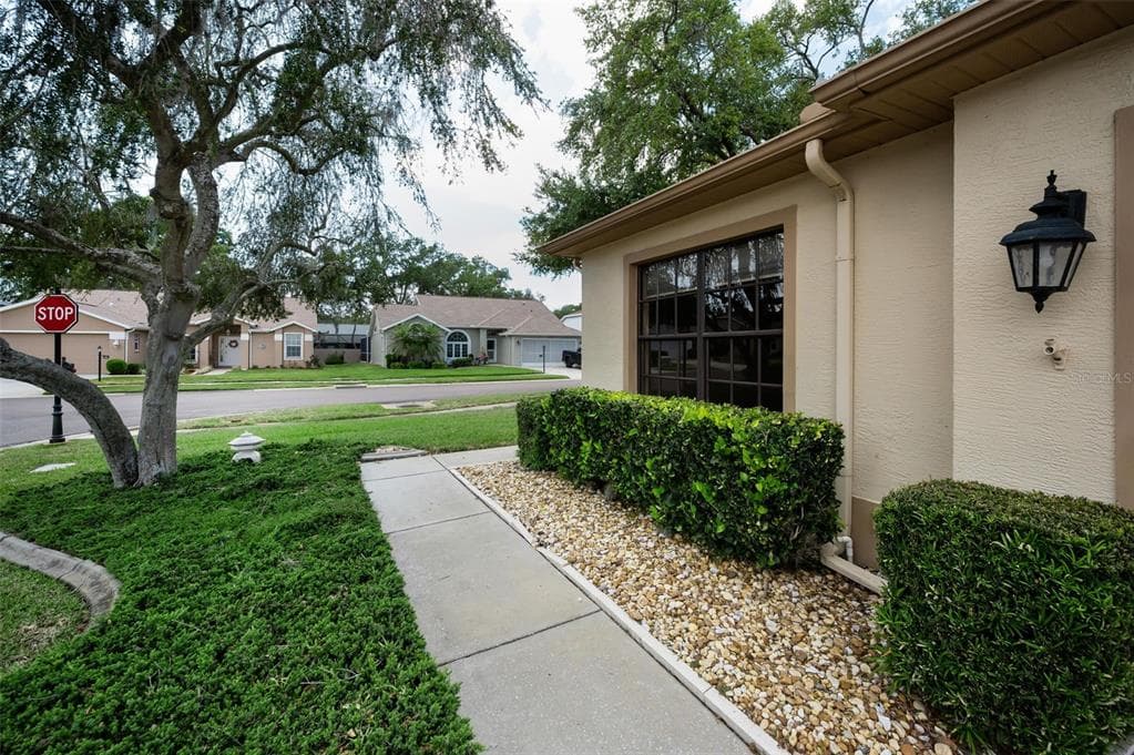 9307 PALM HAVEN COURT, NEW PORT RICHEY, FL 34655 — zdjęcie 3